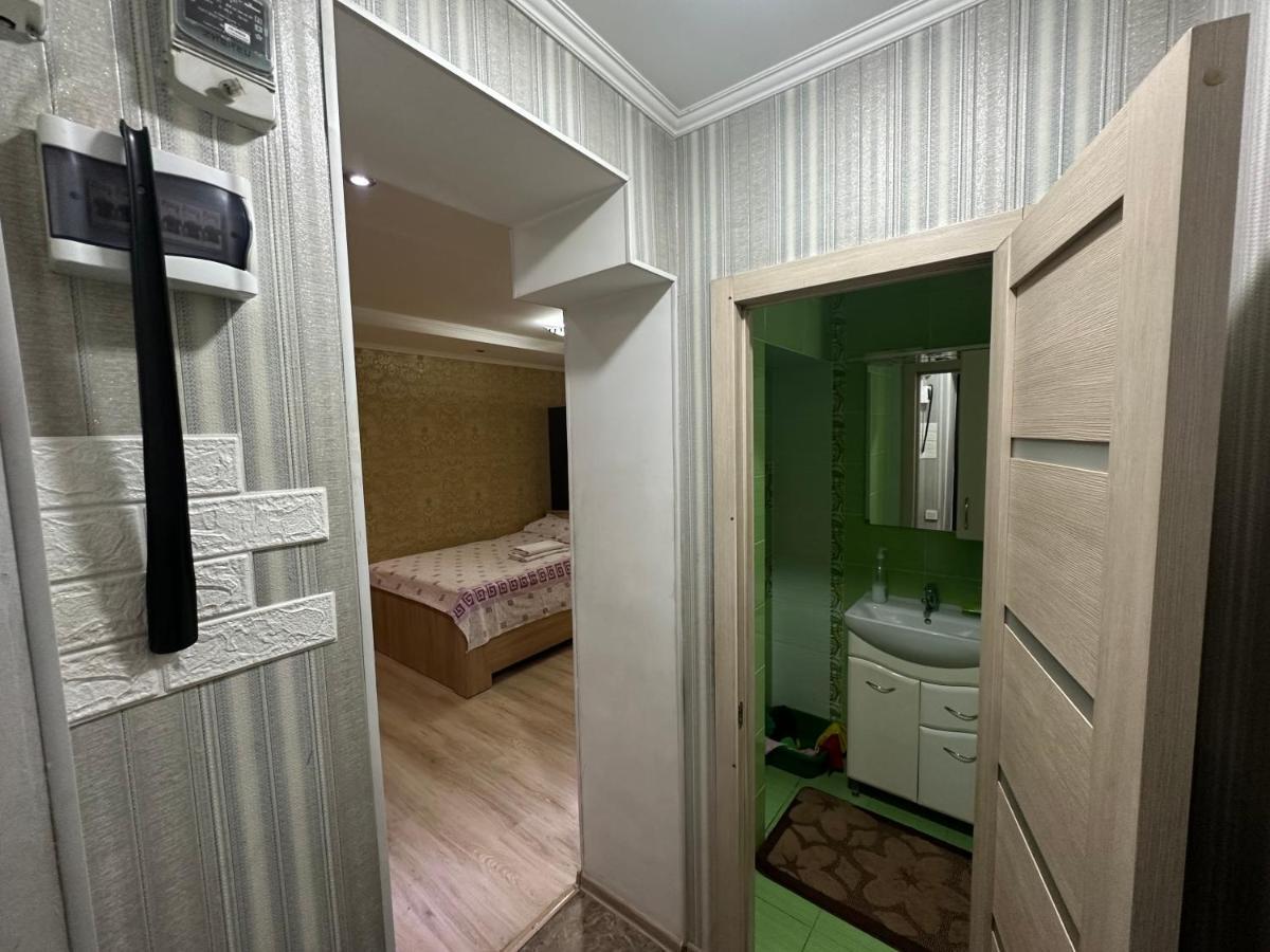 One-Room Apartment Opposite Almaty Airport Turksib Luaran gambar