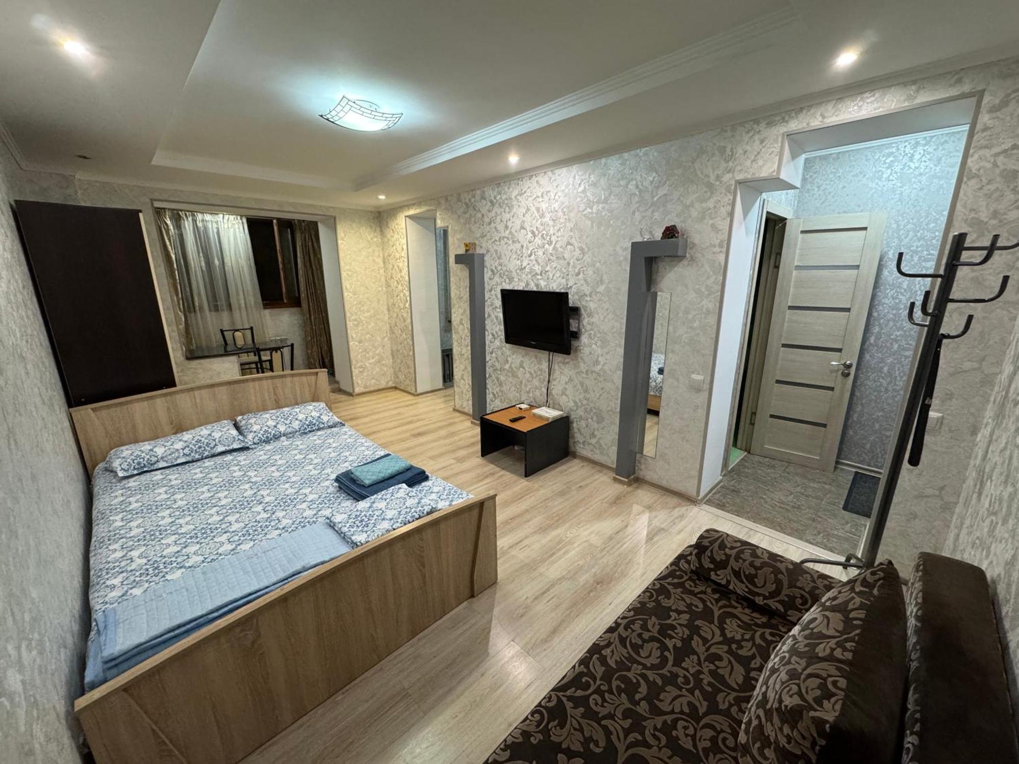 One-Room Apartment Opposite Almaty Airport Turksib Luaran gambar
